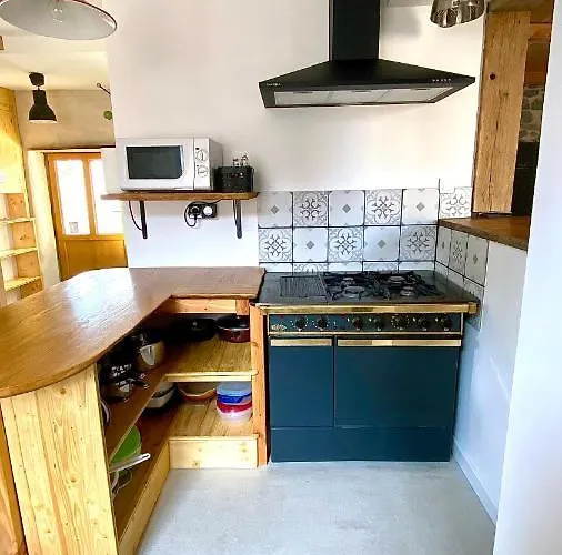 De L'école Hébergement de vacances Romagnat